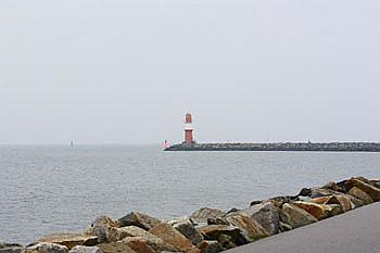 Deutschland Kongresse - Warnemünde Leuchtturm an der Ostsee