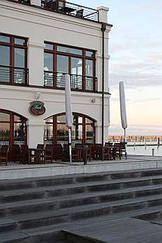 Hotelsuche Deutschland - Ein Pavillon der Yachthafenresidenz