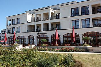 Last Minute Romantische Hotels - Haupthaus vom Ostsee Hotel