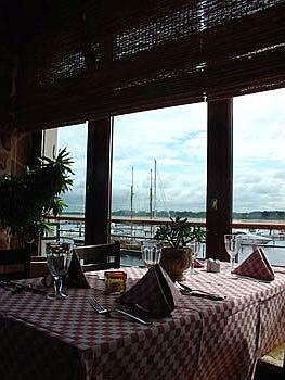 Romantische Hotels Deutschland - Gemütliches Restaurant im Ostseehotel