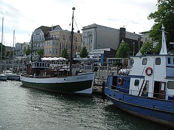 Segelschein Deutschland - Hafen in Rostock Warnemünde