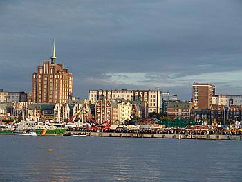 Urlaubsreisen Rostock - Stadthafen
