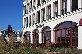 Warnemünde Familienreisen - Restaurant des Ostsee Hotels Hohe Düne