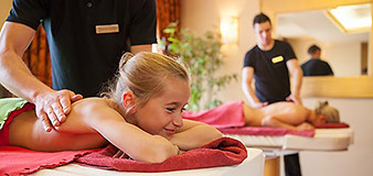 Kindermassage – Yachthafenresidenz Hohe Düne